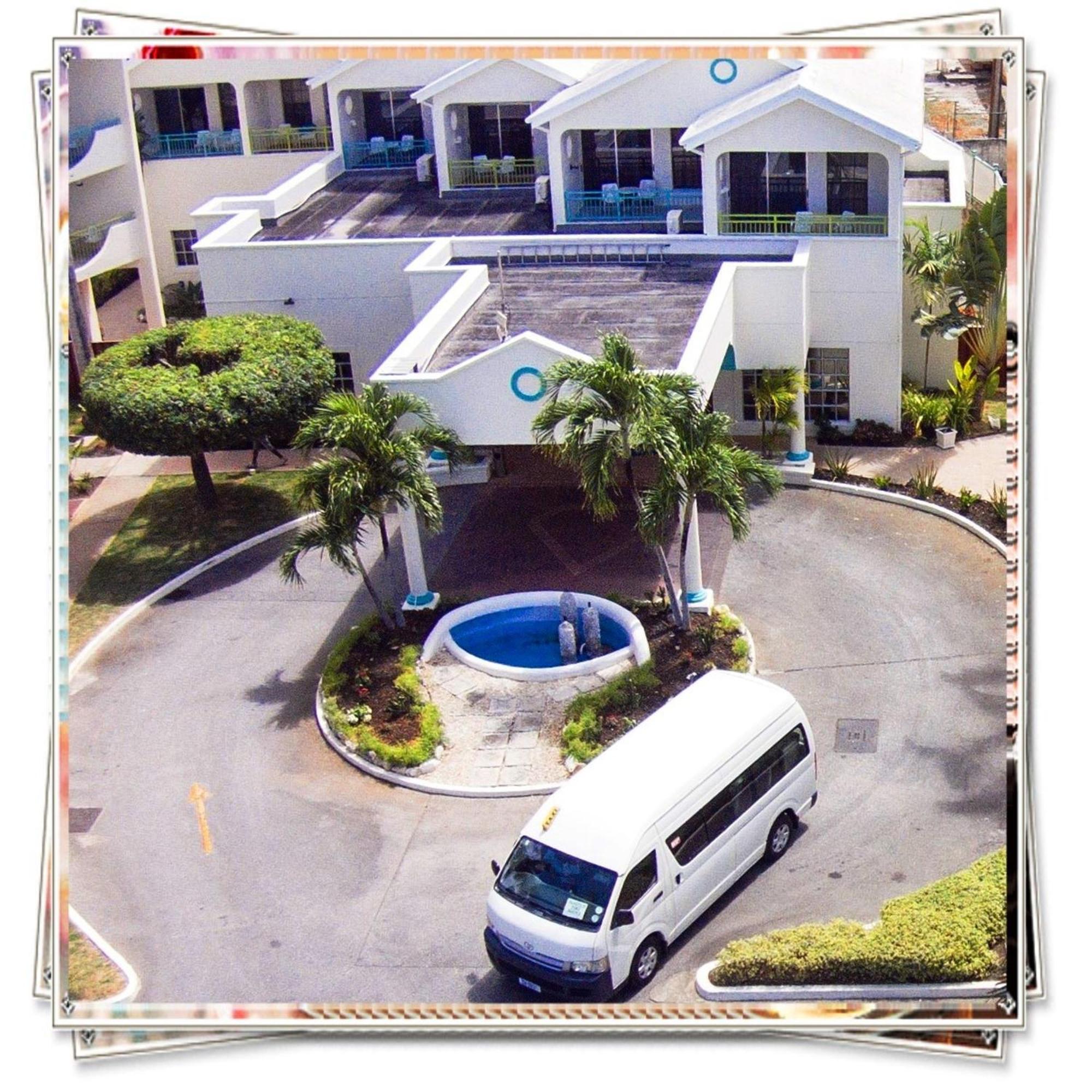Blue Horizon Hotel Rockley Extérieur photo