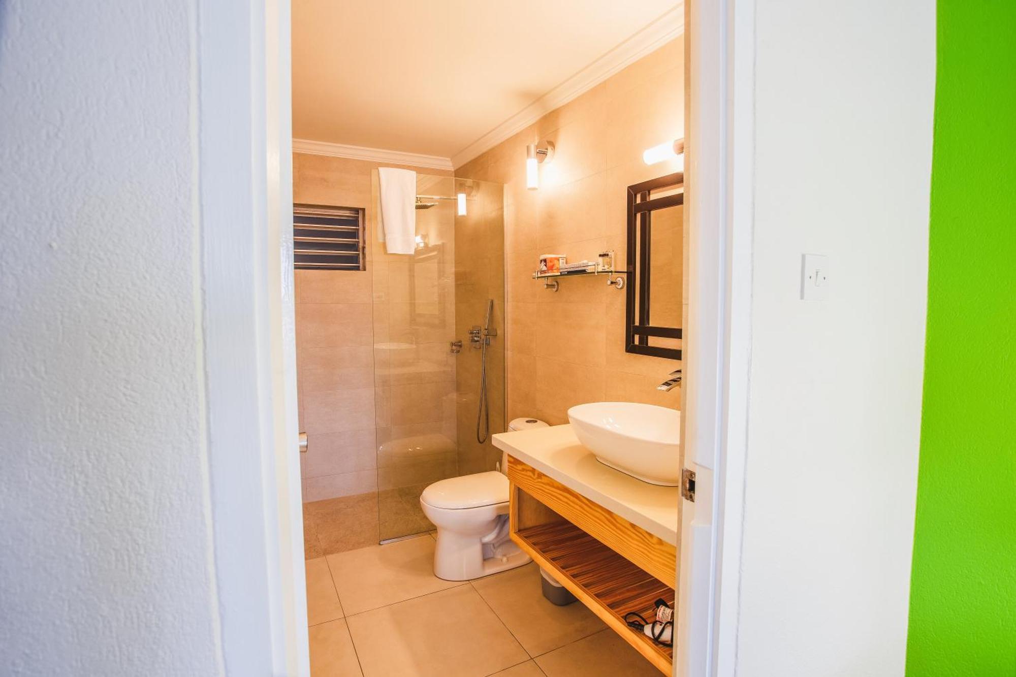 Blue Horizon Hotel Rockley Extérieur photo