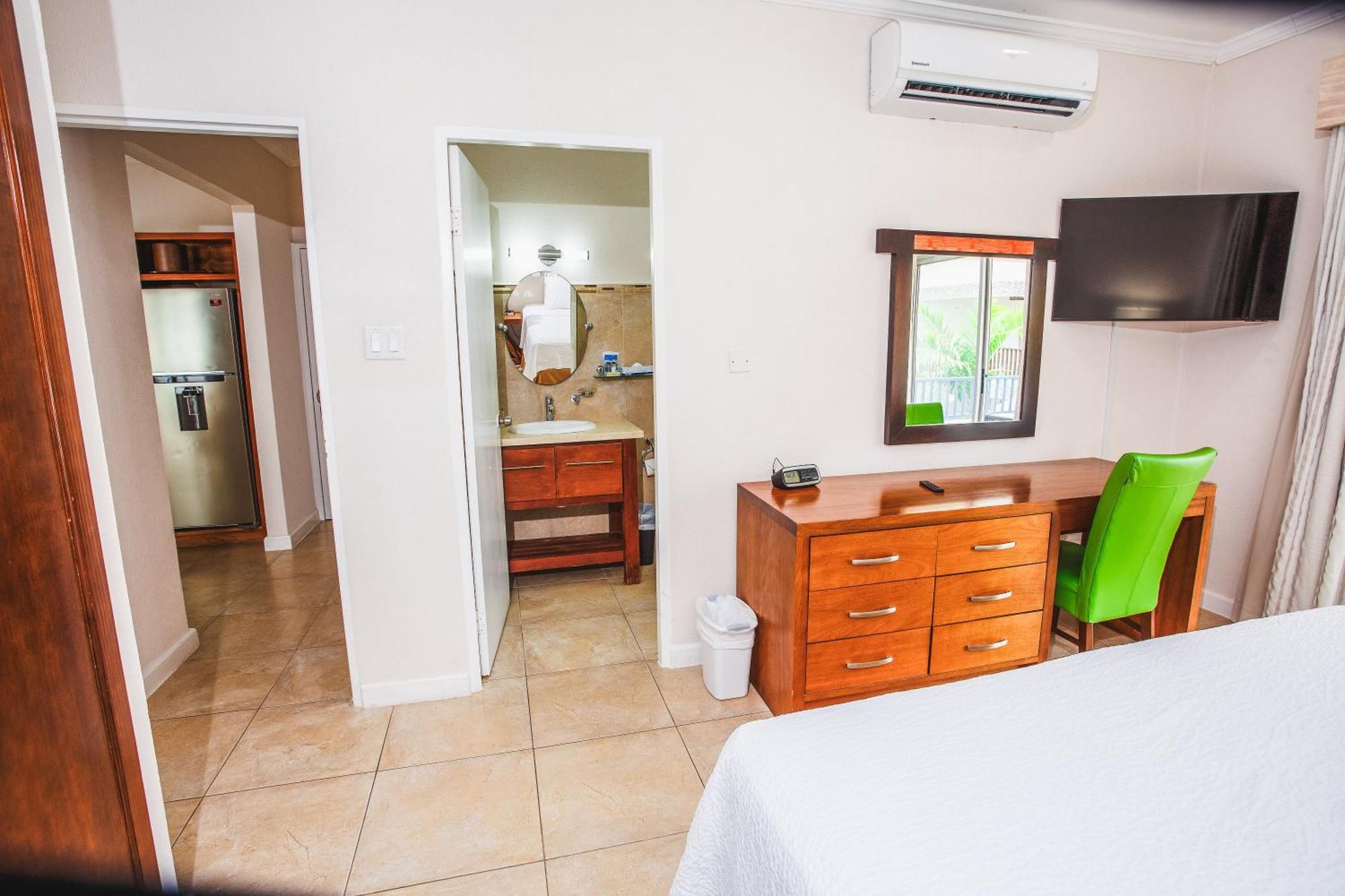 Blue Horizon Hotel Rockley Extérieur photo