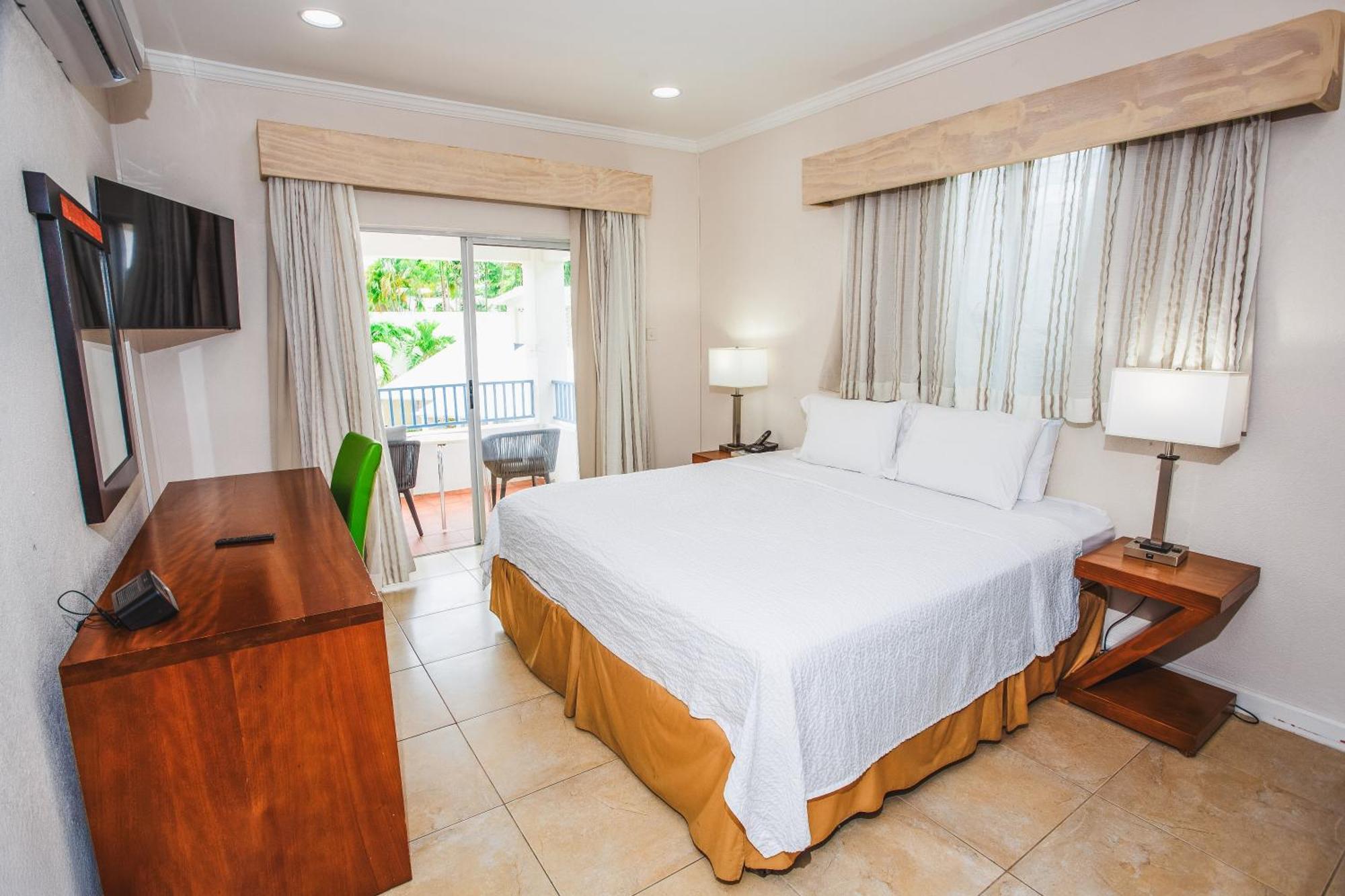 Blue Horizon Hotel Rockley Extérieur photo