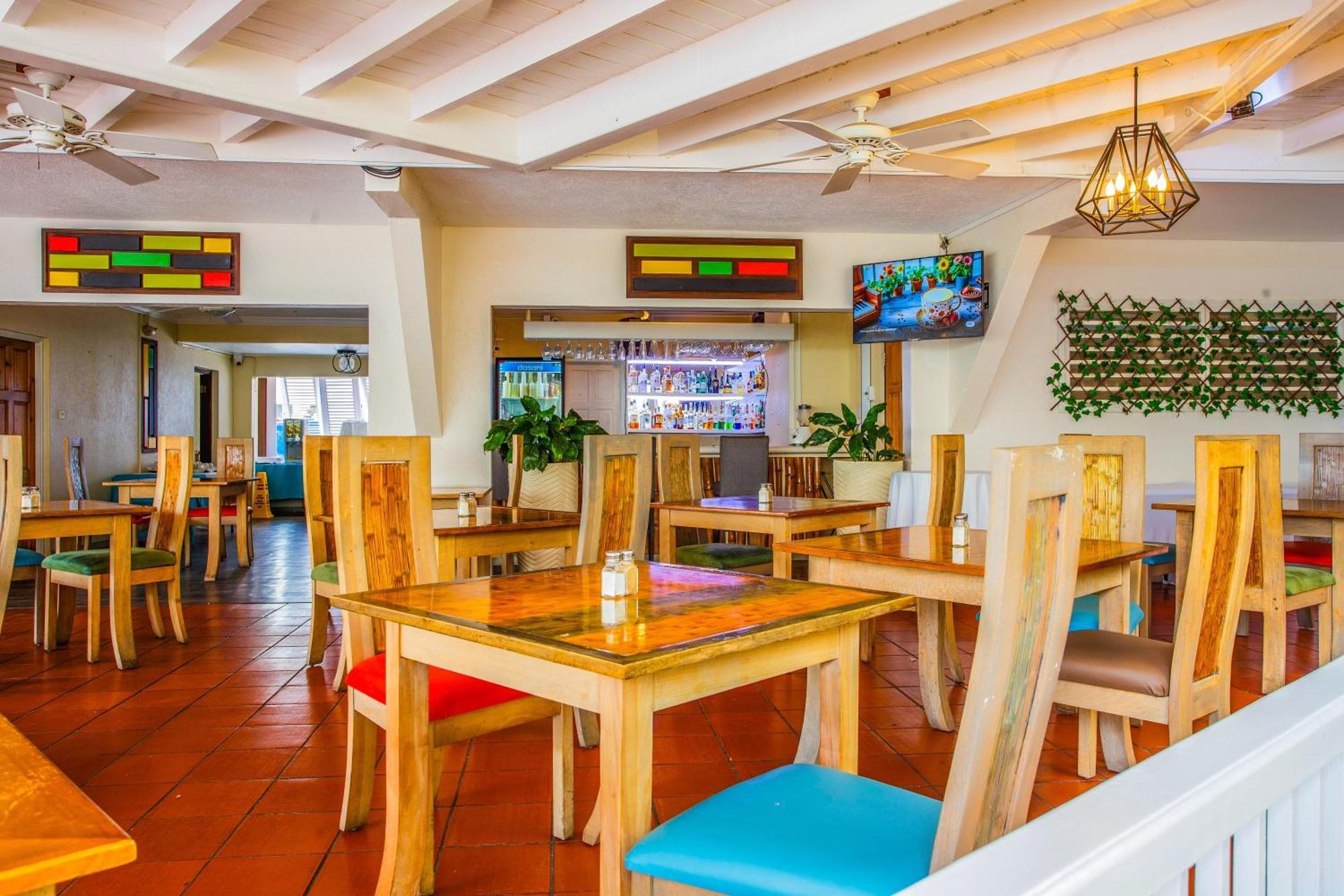 Blue Horizon Hotel Rockley Extérieur photo