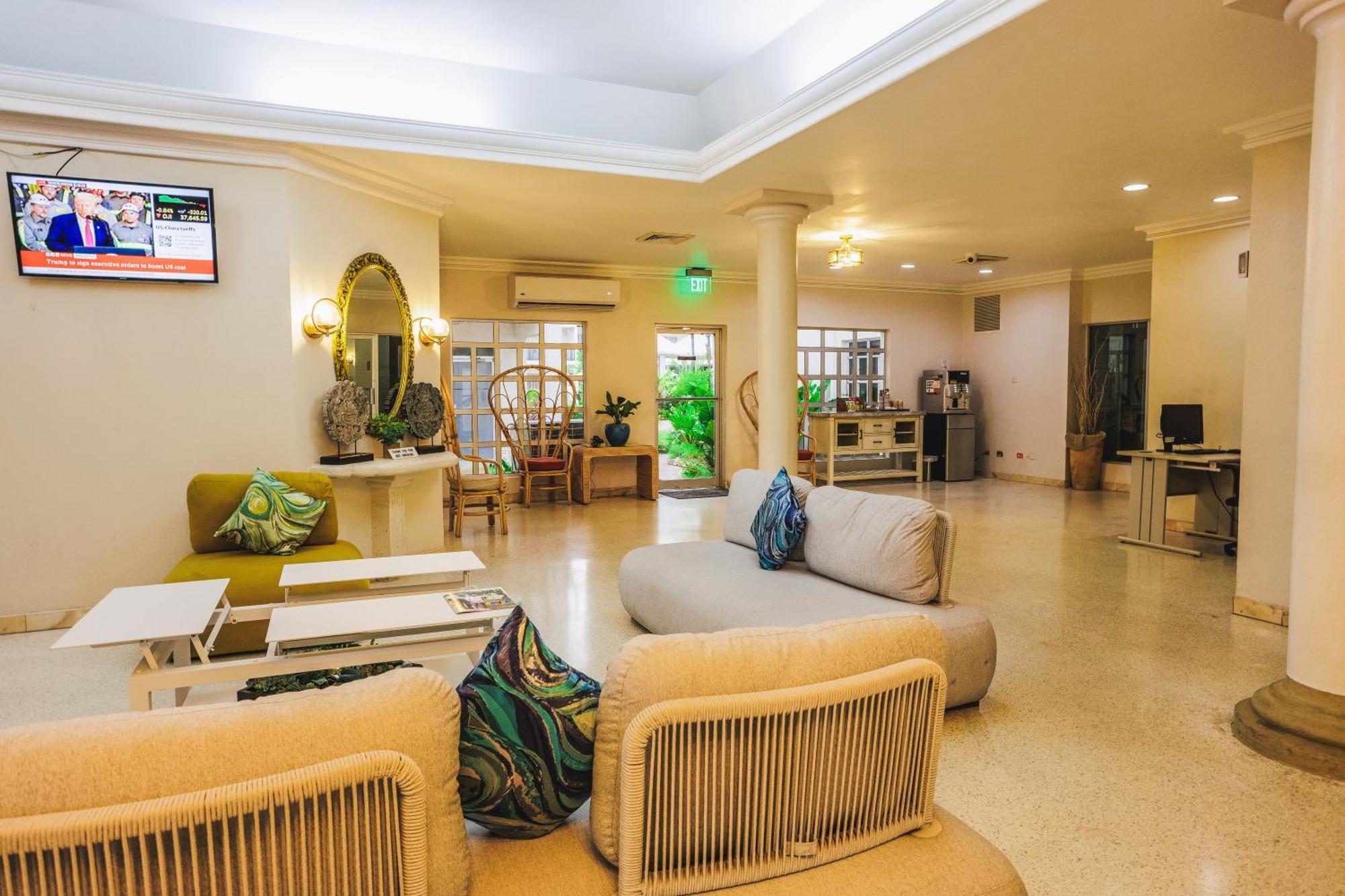 Blue Horizon Hotel Rockley Extérieur photo