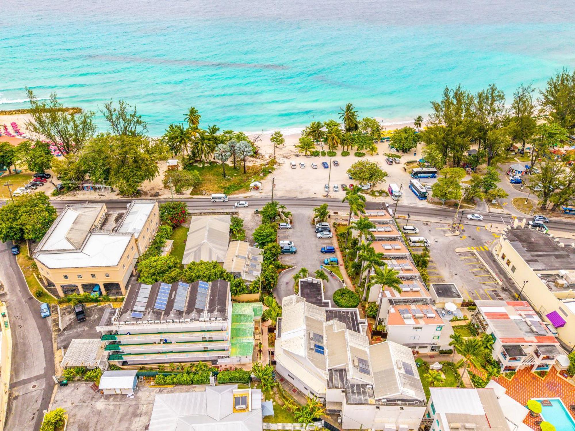 Blue Horizon Hotel Rockley Extérieur photo