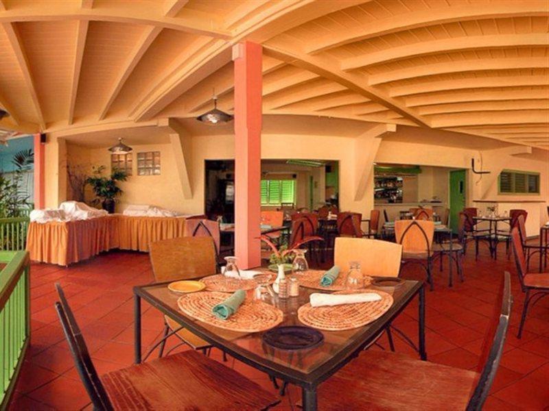 Blue Horizon Hotel Rockley Extérieur photo